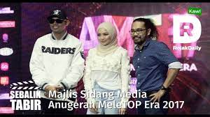 Persembahan pembukaan yang cukup happening daripada radhi oag bersama batteryheadz & amira ceria all star! Sebalik Tabir Majlis Sidang Media Anugerah Meletop Era 2017 Youtube