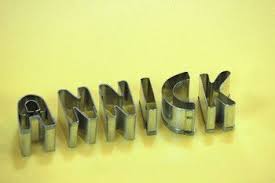 PRNOM ANNiCK / ANNiK. - PHRASES (Self-service) Le Monde De L'image !