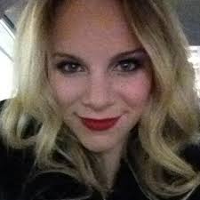 Elsa Walker (@elsa_juliet)