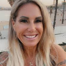 Heather Aubuchon's Instagram, Twitter & Facebook