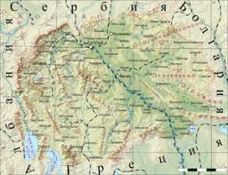 На севере граничит с косово и сербией, на западе — с албанией срок: Severnaya Makedoniya Vikipediya