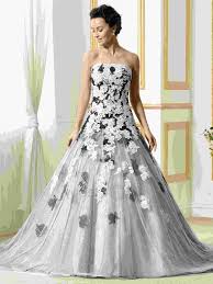 In allen dieser kleider spiegelt sich eine sagenhafte zeit wieder. Brautkleid Farbig Gebraucht Kaufen Nur 2 St Bis 60 Gunstiger
