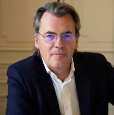 🎓 C'est avec une grande fierté et beaucoup d'enthousiasme que je vous…