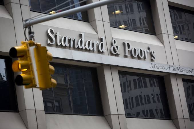 S&P downgrades SA to junk - Moneyweb