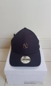 Pakai topi new era stickernya tidak dilepas / 59fifty sticker on or off lets put this debate to bed. Topi New Era Fesyen Pria Aksesoris Topi Di Carousell