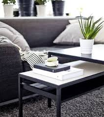 Beim Nyboda Couchtisch Kannst Du Entscheiden Ob Du Die Tischplatte Mit Der Hellen Oder Dunklen Seite Nach Oben Montieren Mochtest Tisch Couchtische Couchtisch