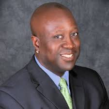 Rodney Bell (@LeaveMeALoanAZ)