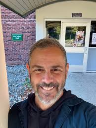 Hey folks, My name is Sarah Brauer and I am a Skidmore graduate working  with Professor Daniel Peterson