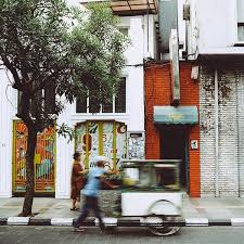 Braga is a city in the cávado valley of northern portugal. Pesona Braga Tak Pernah Usai Historia