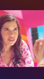 La nostalgia es un recuerdo agridulce que nos puede anclar en el pasado  pero que, si se dosifica, puede ser positiva. Si nos permite encontrar un  refugio momentáneo a las inclemencias del