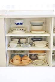 お気に入りの食器棚の収納 食器棚 収納 お皿 収納 食器棚 収納 100均
