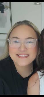 Can someone please give me a few new headshots with these pics or different  poses. I'm trying to get an idea of what it'll look like once I start up my  new