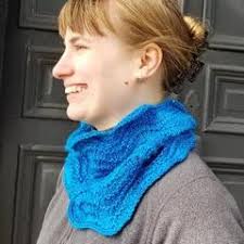 Blue Wave Cowl Free PDF Download — ImagiKnit