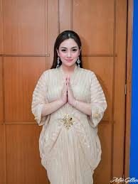 25,488 likes · 789 talking about this. Celine Evangelista Hapus Tato Tanggal Pernikahan Dengan Stefan William Showbiz Liputan6 Com