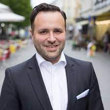 Informiere dich jetzt mit tiendeo! Carsten Zint Filialleiter Dusseldorf Zentrale Ludwig Erhard Center Und Velbert Sparda Bank West Eg Xing