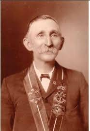 Eleanor Turpin's Instagram, Twitter & Facebook