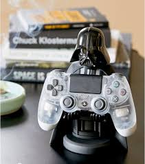 Die cable guys mit henry haase von den augsburger panthern und jonas müller von. Star Wars Dark Vador Device Holder Cable Guys