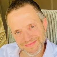 2900+ "- David Roan" profiles