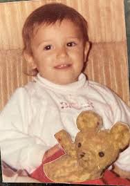 Can someone restore old bear picture?