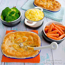 Cape Malay Chicken And Mushroom Pie Hoender Pastei Tantalise My Taste Buds Recipe Chicken And Mushroom Pie Mushroom Pie Potato Pudding