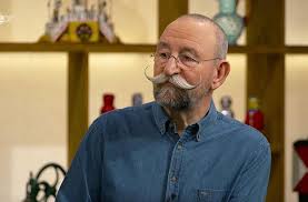 Bei besonderem Stück Musikgeschichte fangen die "Bares für Rares"-Händler  plötzlich an zu singen