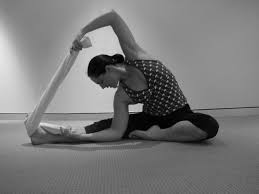 Hi Guys I Was Having Trouble Explaining This To Someone In An Email So Thought I Would Post A Picture Fo Quadratus Lumborum Stretch Muscle Stretches Exercise