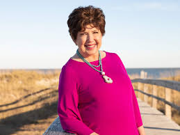 Trochek graduated from the university of georgia with a journalism degree in 1976. Sunset Beach Is Author Mary Kay Andrews Valentine To St Petersburg