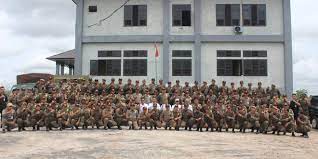 Satuan polisi pamong praja, yang selanjutnya disingkat satpol pp, adalah bagian perangkat daerah dalam penegakan peraturan daerah dan penyelenggaraan ketertiban umum dan ketenteraman masyarakat. Satuan Polisi Pamong Praja Kota Palangka Raya Hanya Pemerintah Kota Palangka Raya Situs Lain