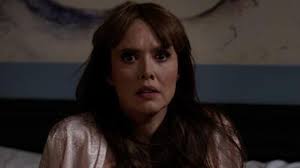 El maleficio" ¡Huye Beatriz! (TV Episode 2024)