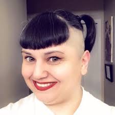 Cara Carlson (@Momperella)