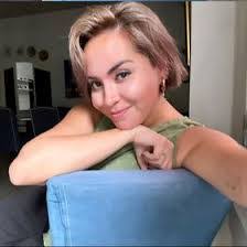 Giuliana Greco's Instagram, Twitter & Facebook