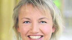 Lernen sie die moderatorinnen und moderatoren von hallo hessen kennen. Funf Mal 50 Karten Fur Hessenschau Kassel