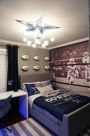 Source Www Pinterest Com Everyone Who Loves American Football Must Be Know O Boys Room Decor Boy Sports Bedroom Boy Toddler Bedroom