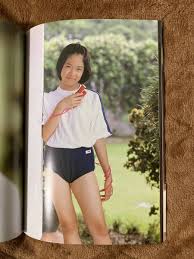 香坂ゆい 時を追い越して スタジオR 力武靖 帯付き（注）モデルは18