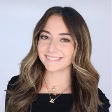 I'm excited to share that I will be joining Apollo Global Management, Inc.  in New York City as a Recruiting Analyst within the Human Capital group! A  big thank you to Emily