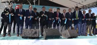 Bismil, diyarbakır) kürt asıllı türk siyasetçi ve veteriner hekim.eski gıda, tarım ve hayvancılık bakanı.görevini 2005 ve 2015 yılları arasında sürdüren eker, şu anda diyarbakır milletvekili olarak mecliste yer almaktadır. Milli Egitim Bakani Ismet Yilmaz Karabuk Te Brtv