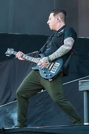 I haven't heard him sing live yet. Zacky Vengeance S New Haircut Updated July 2021