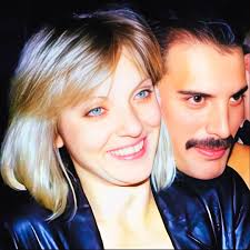 Mary Austin and Freddie Mercury 😁 : r/queen