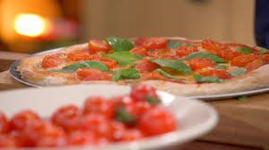 Pour 4 Pers Preparation 15 Min Cuisson 15 Min Ingredients Une Pate A Pizza Achetee Chez Votre Boulanger Ou Petits Plats En Equilibre Recette Pizza Pizza