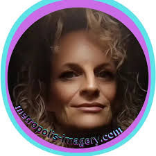 👤Sent you a friend request. On Instagram