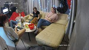 Voyeur House TV Forum