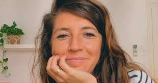 Marta León, experta en microbiota: "Mi secreto para un vientre plano  durante todo el día es esta infusión con orégano, tomillo, clavo, anís  verde y jengibre fresco"