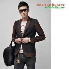Jas merupakan pakaian formal yang memiliki ciri khas tersendiri. Jas Batik Pria Solo Blaz166 Jas Pria Pakaian Pria Formal Jas Pria Kemeja Wanita