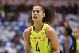 Skylar diggins or candace parker. Skylar Diggins Smith The Wnba Is The Most Competitive League In The World