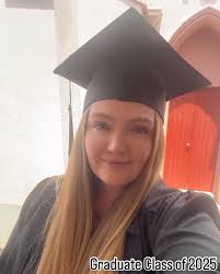 So proud to be featured with Kaitlin Weeks in Catholic Outlook! 💛🐝 Our  Ambrose kids have been spending time with the residents at Hawkesbury  Living Aged Care sharing games, letters, and lots