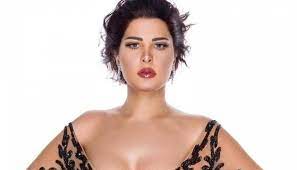 انا احب البس من غير هدوم 16 يونيو، 2021 0 تعرضت الفنانة شمس الكويتية لموجة من الانتقادات، وذلك بسبب اطلالاتها الجريئة. Ø´Ù…Ø³ Ø§Ù„ÙƒÙˆÙŠØªÙŠØ© ØªØµÙÙ‡Ù… Ø¨Ù€ Ø§Ù„Ø¨Ø¶Ø§Ø¹Ø© Ø¬Ù…ÙŠØ¹ Ø§Ù„Ø±Ø¬Ø§Ù„ ÙÙŠ Ø­ÙŠØ§ØªÙŠ Ø´Ùƒ ÙˆØ§ Ø¨ÙŠ Ø§Ù„Ù†Ù‡Ø§Ø± Ø§Ù„Ø¹Ø±Ø¨ÙŠ