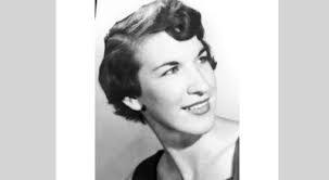 Elnora Hogan's Instagram, Twitter & Facebook