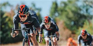 Este domingo se llevó a cabo la etapa 9 del tour de francia con tres puertos de montaña. Richard Carapaz Sufrio Una Caida Durante La Etapa 15 Del Tour De Francia Ecomex360 Especialistas En Comercio Exterior Y Logistica De Importaciones En Ecuador