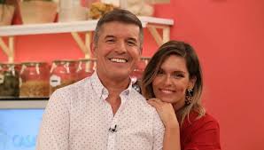 João baião is a portuguese television presenter, entertainer and actor. Quando E Que Casas Diana Chaves Responde A Joao Baiao