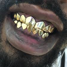 Unlike permanent gold teeth, pull out grillz are becoming more popular. Gold Grillz For Sale In North Miami Beach Fl 5miles Buy And Sell